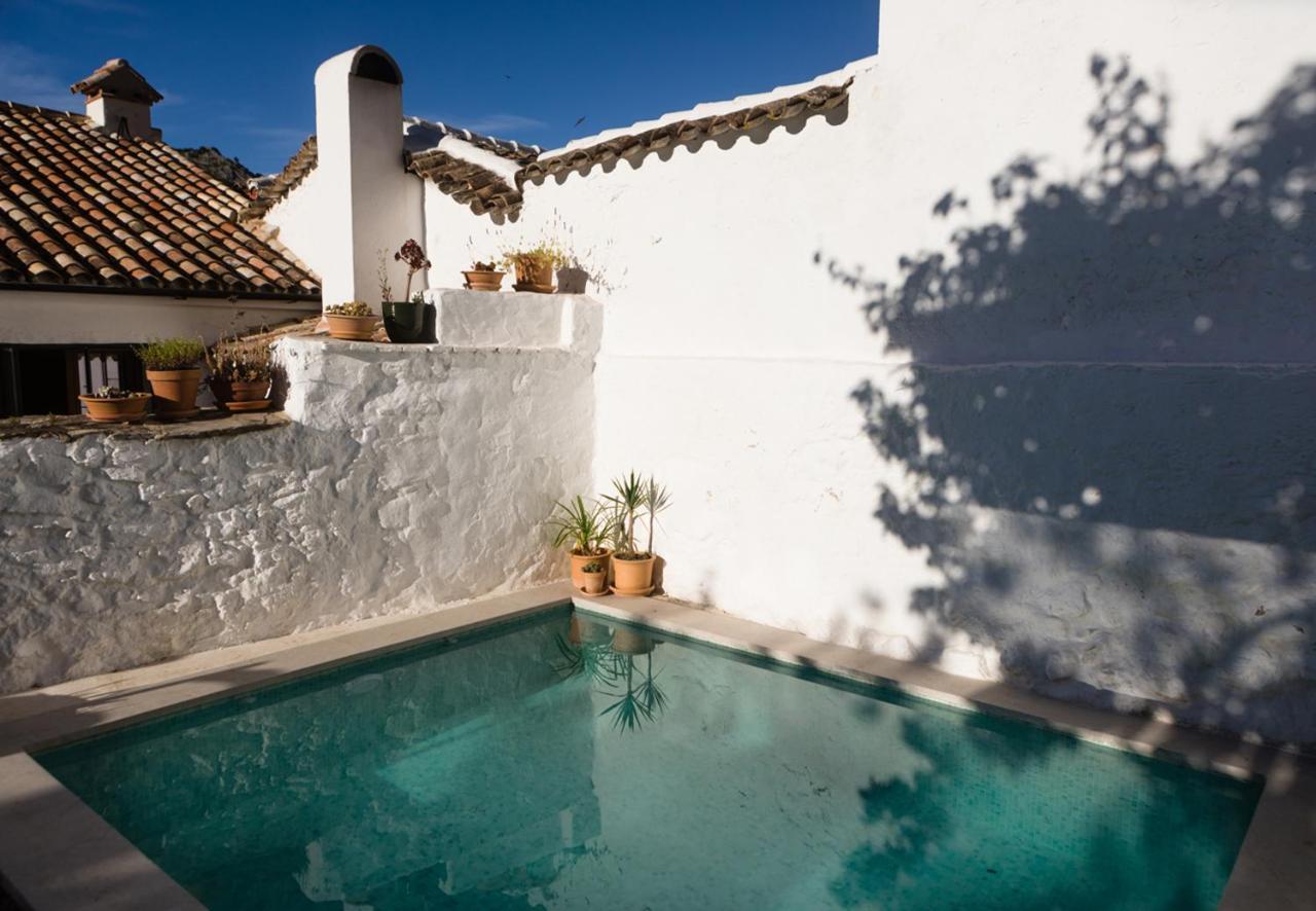 Casa De Los Cuadros Villaluenga Del Rosario Exterior photo